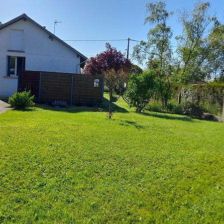 Les Abelias Bed and Breakfast Hauterive  Eksteriør billede